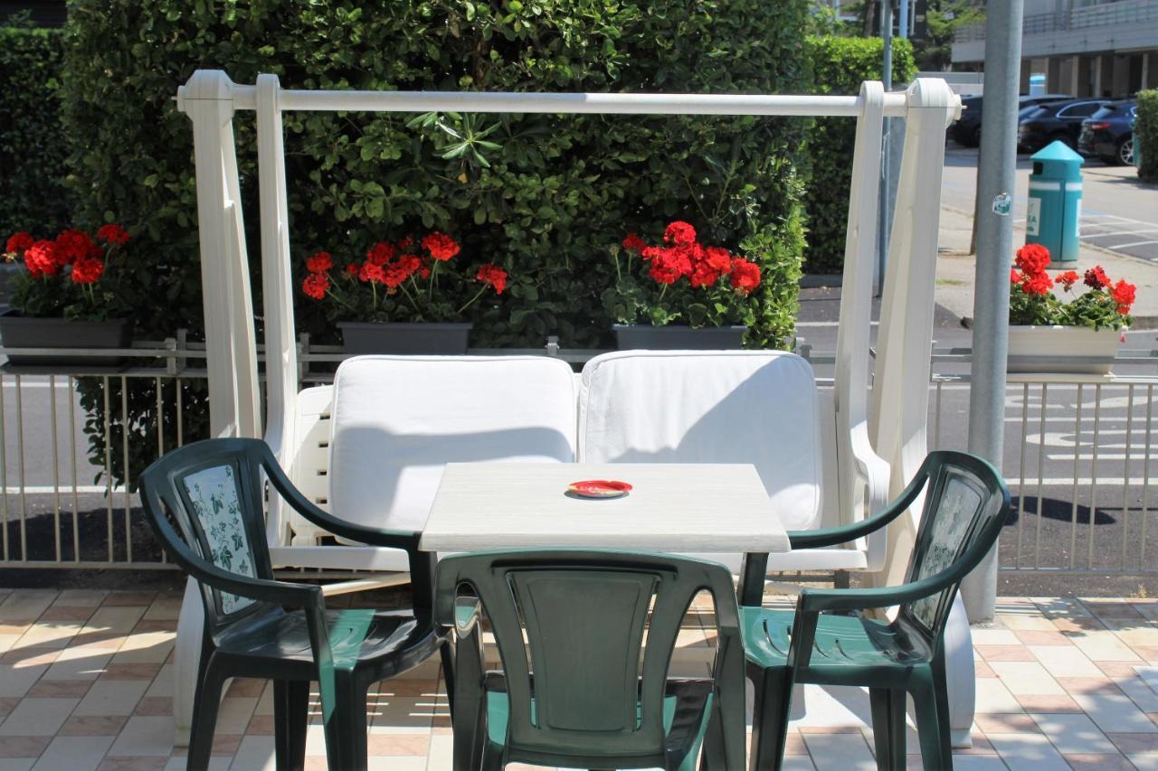 Hotel Palme Park & Beach Included Lido di Jesolo Ngoại thất bức ảnh