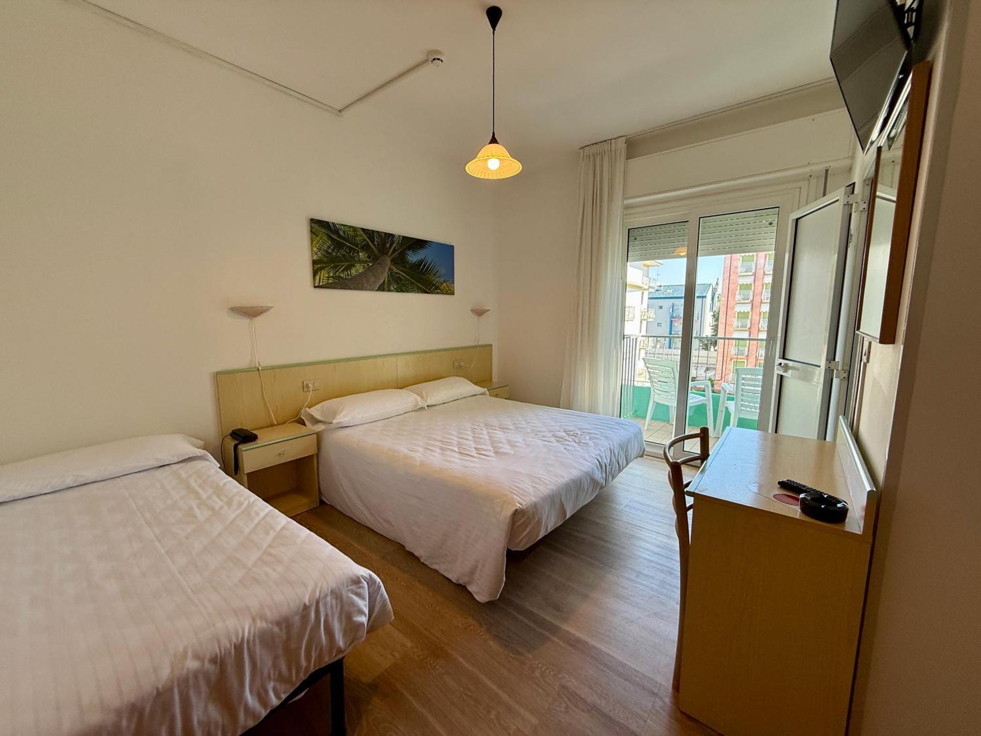 Hotel Palme Park & Beach Included Lido di Jesolo Ngoại thất bức ảnh